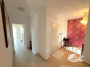 Prodej bytu 3+kk, Nesebar, Bulharsko, 144 m2