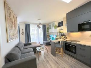 Prodej bytu 2+kk, Praha - Hlubočepy, náměstí Olgy Scheinpflugové, 50 m2