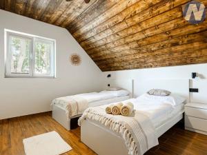 Prodej rodinného domu, Horní Planá, 196 m2