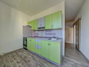 Pronájem bytu 1+1, Jindřichův Hradec, Kosmonautů, 40 m2