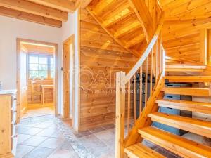 Prodej ubytování, Loučná pod Klínovcem, 195 m2