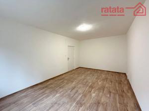 Pronájem bytu 2+1, Kadaň, Chomutovská, 56 m2