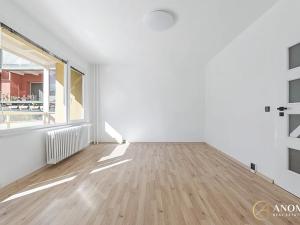 Prodej bytu 2+1, Brno, Krymská, 54 m2