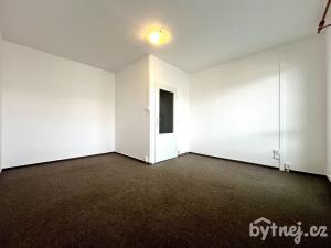 Pronájem bytu 1+1, Olomouc - Nové Sady, Družební, 36 m2