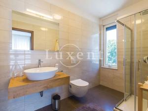 Prodej vily, Trogir, Chorvatsko, 325 m2
