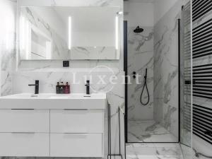 Prodej bytu 4+kk, Praha - Hlubočepy, Devonská, 440 m2