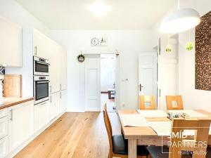 Prodej vily, Kolín, Raisova, 389 m2