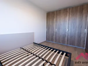 Pronájem bytu 2+kk, Praha - Řepy, Laudova, 56 m2