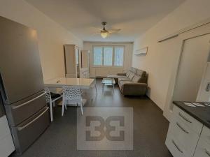 Pronájem bytu 3+kk, Zliv, Bezdrevská, 61 m2