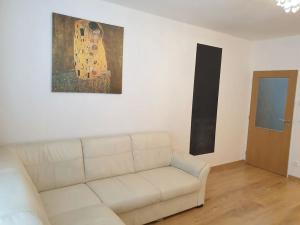Pronájem bytu 2+kk, Chýně, 54 m2