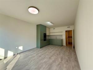 Pronájem bytu 2+kk, Praha, Kolbenova, 50 m2
