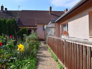 Prodej podílu vícegeneračního domu, Novosedly, 180 m2