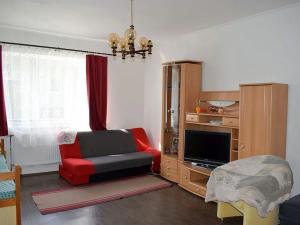 Prodej podílu vícegeneračního domu, Novosedly, 180 m2