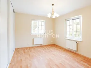 Pronájem vily, Praha - Nebušice, K vinicím, 288 m2