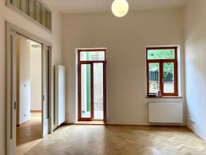 Pronájem bytu 2+1, Praha - Žižkov, Vlkova, 80 m2