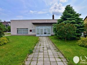Prodej komerční nemovitosti, Nové Město na Moravě, 230 m2
