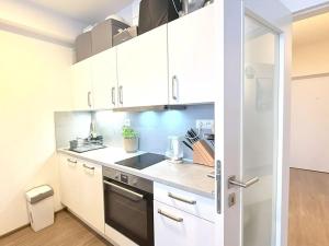 Pronájem bytu 1+kk, Praha - Libeň, U Rokytky, 69 m2