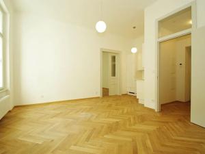 Pronájem bytu 2+kk, Praha - Vinohrady, Balbínova, 66 m2