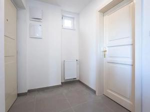 Pronájem bytu 2+kk, Praha - Nové Město, Lípová, 49 m2
