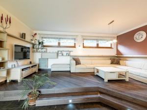 Prodej rodinného domu, Libeř - Libeň, 192 m2