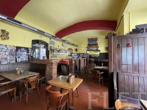 Pronájem restaurace, Praha - Smíchov, Preslova, 149 m2