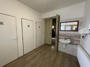 Prodej rodinného domu, Rakvice, Dolní, 400 m2