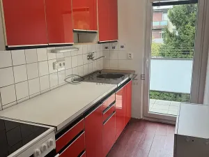 Pronájem bytu 2+1, České Velenice, Riegrova, 53 m2