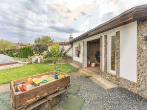 Prodej rodinného domu, Vraňany, 160 m2