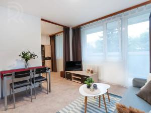Pronájem bytu 1+kk, Praha - Hostivař, Záveská, 44 m2