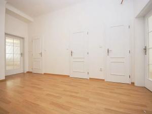 Pronájem bytu 2+1, Praha - Žižkov, Přemyslovská, 70 m2