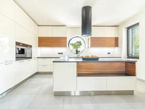 Prodej rodinného domu, Praha - Újezd nad Lesy, Pilovská, 408 m2