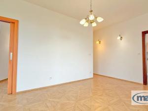 Pronájem bytu 2+1, Holice, Hradecká, 45 m2
