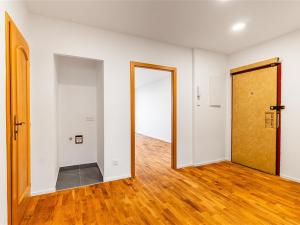 Prodej bytu 3+kk, Praha, Na Jarově, 79 m2
