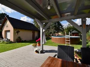 Prodej rodinného domu, Tišice, 160 m2