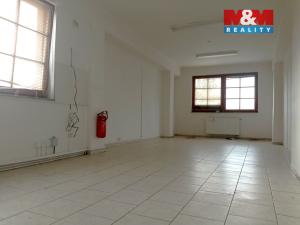 Pronájem kanceláře, Zruč nad Sázavou, náměstí MUDr. J. Svobody, 29 m2