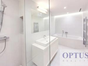 Pronájem bytu 3+kk, Praha - Karlín, Za Karlínským přístavem, 88 m2