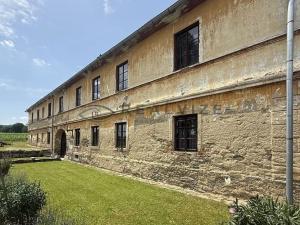 Prodej zemědělské usedlosti, Mirkovice, 2420 m2