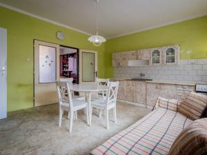 Prodej rodinného domu, Lednice, Mikulovská, 171 m2