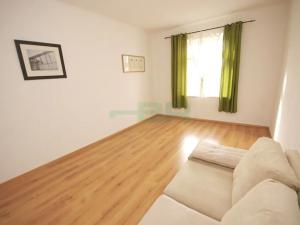 Pronájem bytu 1+1, Praha - Vinohrady, Libická, 37 m2