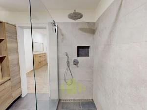 Pronájem bytu 2+kk, Olomouc, Šantova, 68 m2