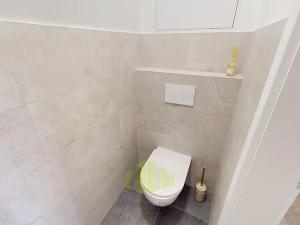 Pronájem bytu 2+kk, Olomouc, Šantova, 68 m2