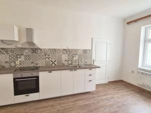 Pronájem bytu 2+1, Praha - Smíchov, Karla Engliše, 85 m2