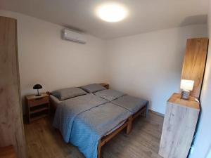 Pronájem bytu 2+kk, Měchenice, Vltavská, 49 m2