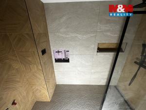 Prodej bytu 3+kk, Dvory, 76 m2