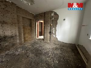 Prodej rodinného domu, Praha - Suchdol, K osmidomkům, 180 m2