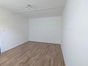 Pronájem bytu 2+kk, Louny, Čs. armády, 40 m2