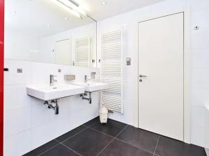 Pronájem bytu 4+kk, Praha - Radlice, Radlická, 139 m2