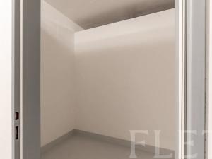 Pronájem bytu 1+kk, Praha - Žižkov, Olšanská, 41 m2