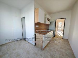 Pronájem bytu 2+1, České Budějovice, Branišovská, 61 m2