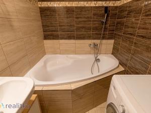 Prodej bytu 3+1, Orlová, 1. máje, 85 m2